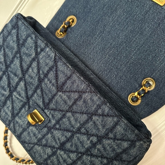Karl Lagerfeld Agyness Denim Quilted Bag - Picture 6 of 7